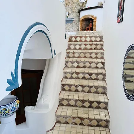 Yourhome - Assia House
